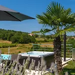Rustic Zvonar With Pool In Motovun